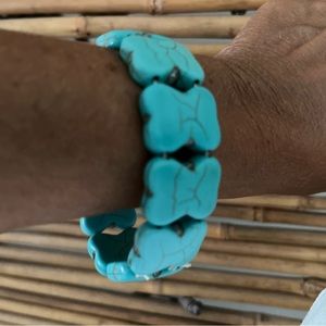 Turquoise stretchable bracelet